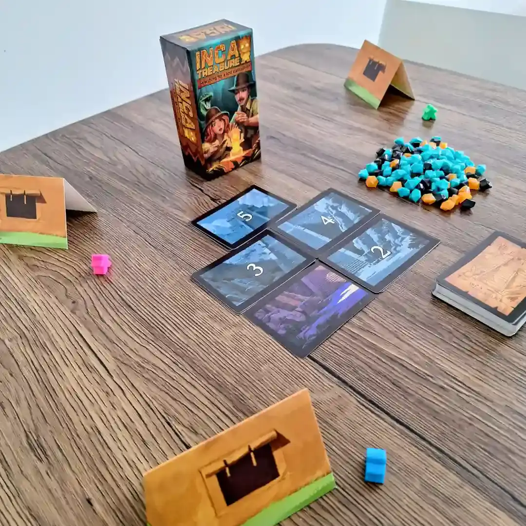 ince treasure 8-aluguel-jogos-tabuleiro-porto-alegre